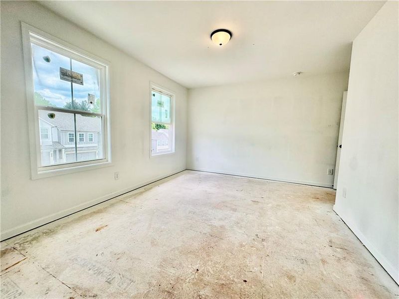 Image 24 of a home in Eastlyn Crossing.