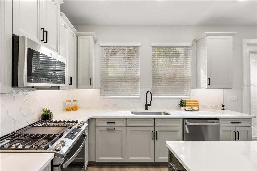 Furnished interior view inside a new home in , Orlando (Image 11).