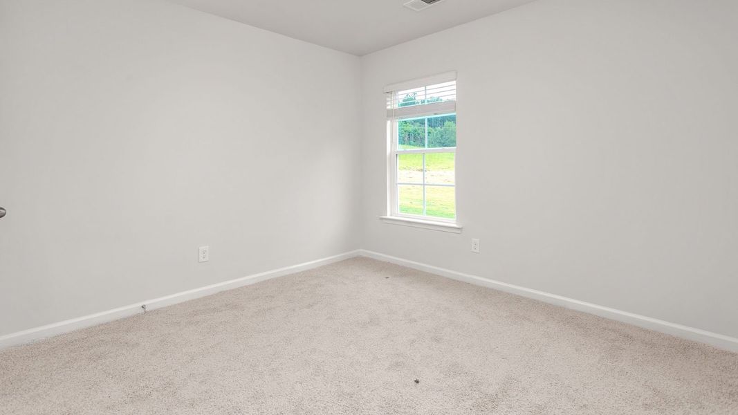 Spacious, unfurnished interior of a new home in Owens Ridge, Lexington (Image 14).