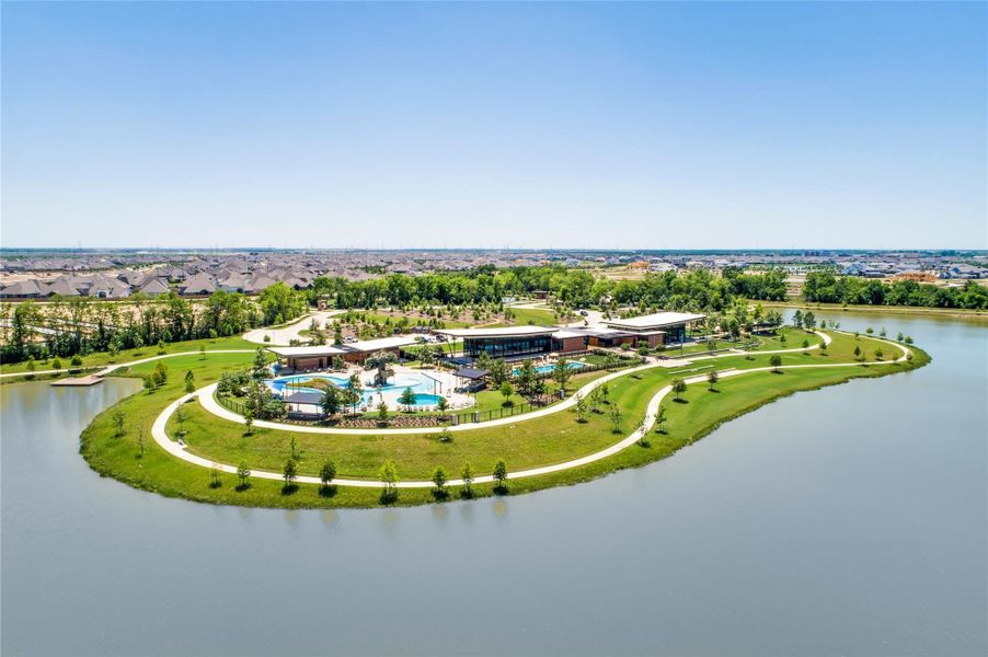 Community amenities in Bridgeland: Urban Villas, Cypress (Image 17).