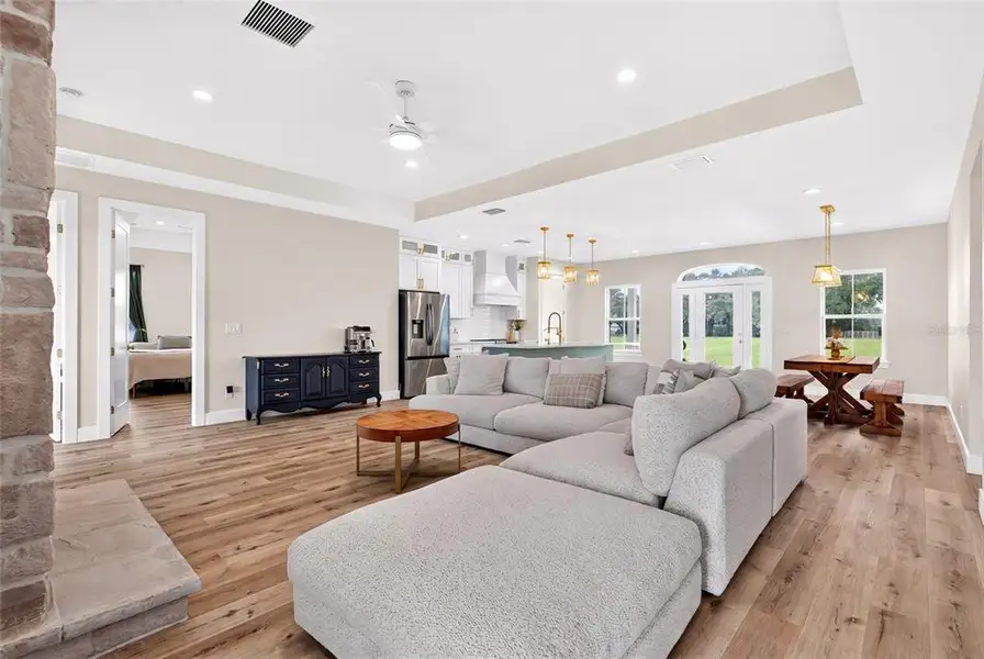 Furnished interior view inside a new home in , Bushnell (Image 35).