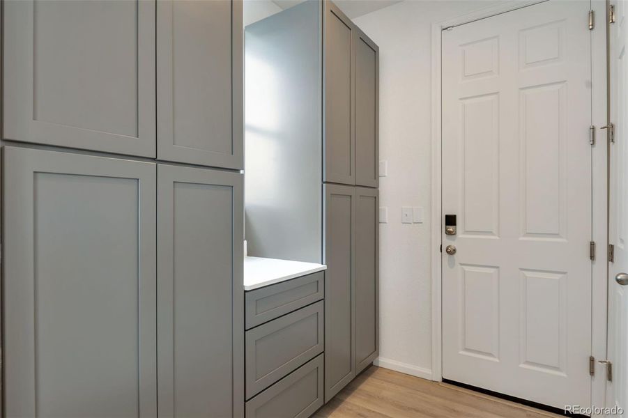 New Butler's pantry!