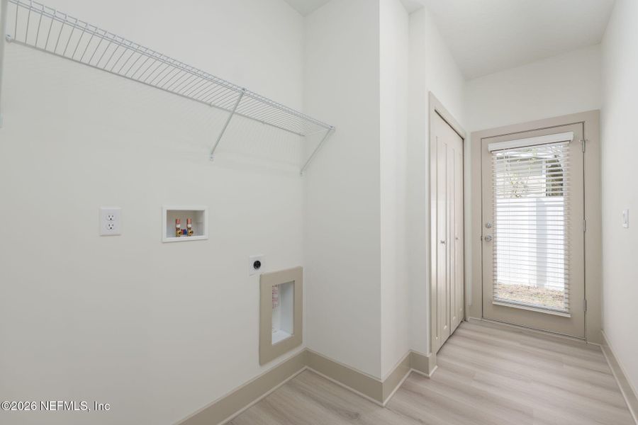 Spacious, unfurnished interior of a new home in , St. Augustine (Image 21).