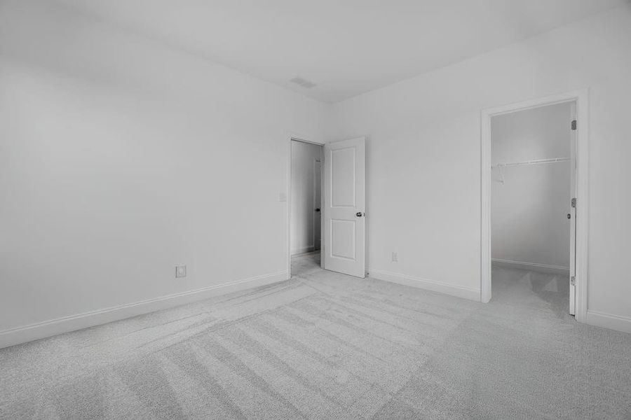 Spacious, unfurnished interior of a new home in Falls Creek, Flowery Branch (Image 31). Spacious, unfurnished interior of a new home in Falls Creek, Flowery Branch (Image 31).