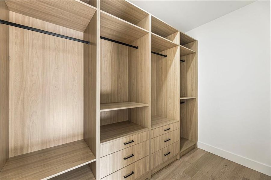 Image 91 of a home in .