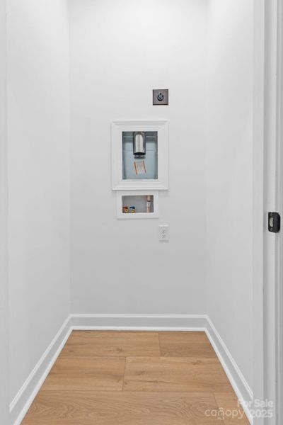 Spacious, unfurnished interior of a new home in , Charlotte (Image 10).