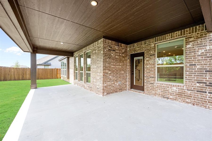 Exterior details and patio area of a home in Grand Heritage, Lavon (Image 4). Exterior details and patio area of a home in Grand Heritage, Lavon (Image 4).