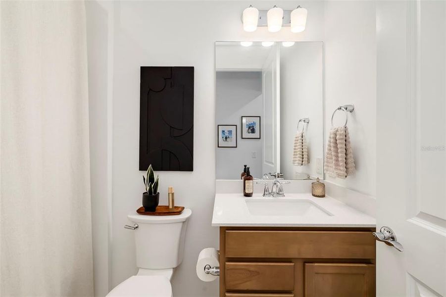 Furnished interior view inside a new home in , Bradenton (Image 40).