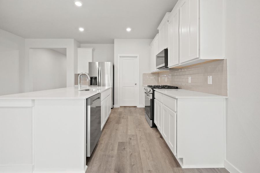 Furnished interior view inside a new home in Pearlbrook, Texas City (Image 5).