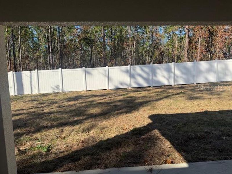 Exterior details and patio area of a home in , Dunnellon (Image 3).