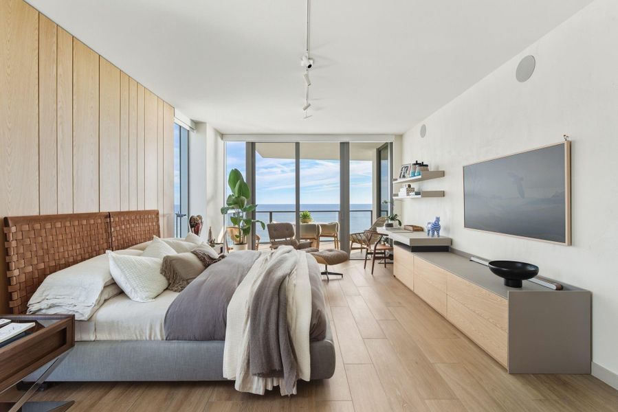 Furnished interior view inside a new home in , Pompano Beach (Image 47). Furnished interior view inside a new home in , Pompano Beach (Image 47).