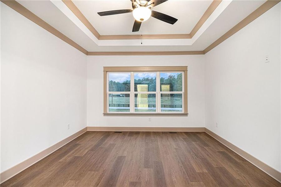 Spacious, unfurnished interior of a new home in , Taylorsville (Image 25).