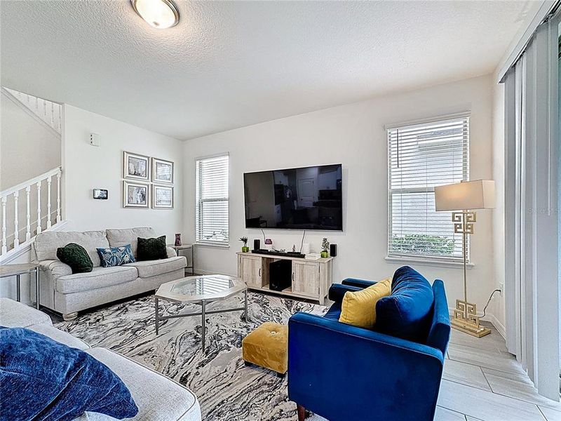 Furnished interior view inside a new home in , Winter Garden (Image 8).
