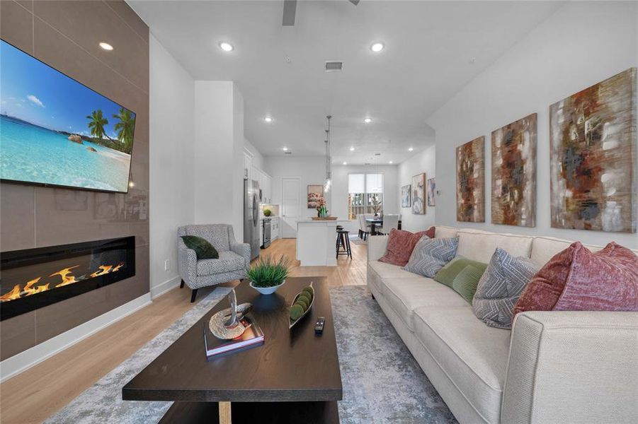 Furnished interior view inside a new home in , Farmers Branch (Image 6).
