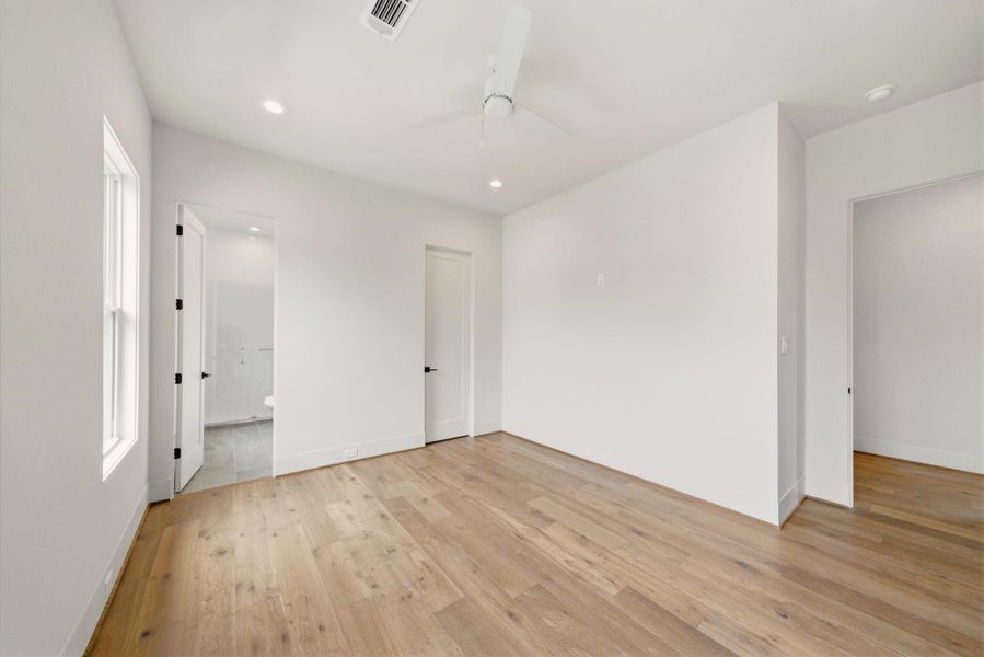Secondary bedroom or home office space.