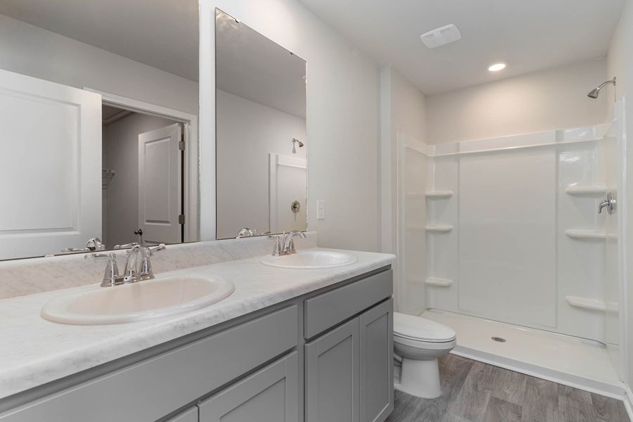 Representative furnished interior of a home built from the Plan by D.R. Horton in Auberon Woods, Conway (Image 8). Representative furnished interior of a home built from the Plan by D.R. Horton in Auberon Woods, Conway (Image 8).