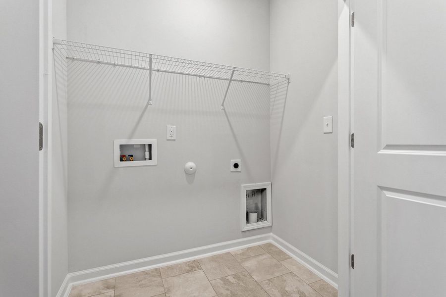 Spacious, unfurnished interior of a new home in Renaissance at White Oak, Garner (Image 15).