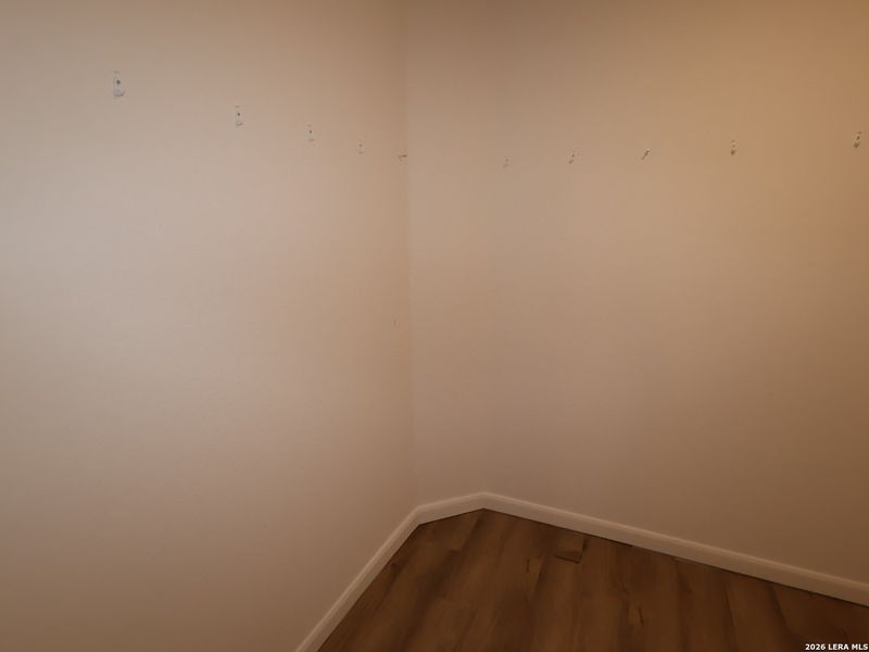 Spacious, unfurnished interior of a new home in Jordan's Ranch, San Antonio (Image 14).