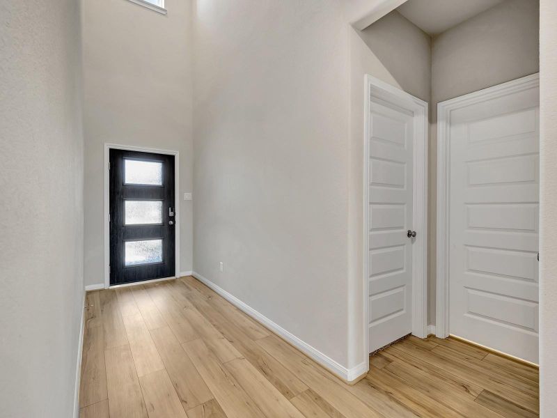 Photo is not of the actual home, but is an inspirational photo of builder’s model home and may depict options, furnishings, and/or decorator features that are not included Photo is not of the actual home, but is an inspirational photo of builder’s model home and may depict options, furnishings, and/or decorator features that are not included