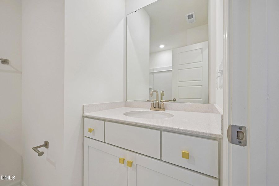 33-web-or-mls-Oakdale Dr-S2204-033 33-web-or-mls-Oakdale Dr-S2204-033