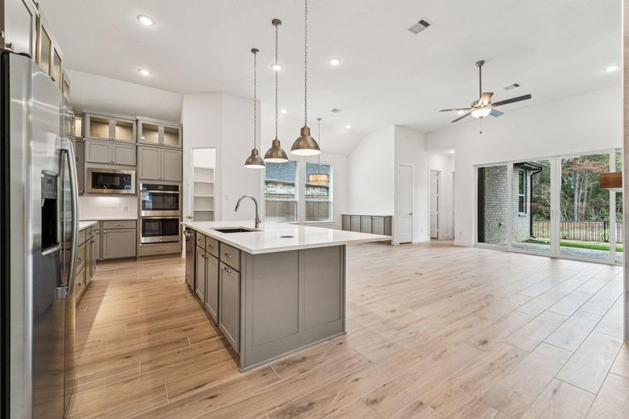 Furnished interior view inside a new home in Kresston, Montgomery (Image 6).