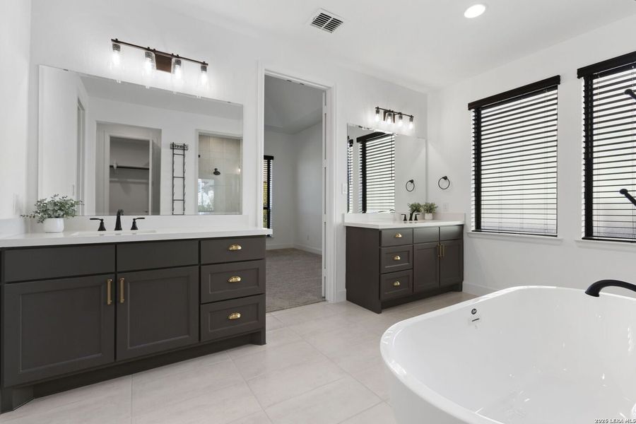 Furnished interior view inside a new home in Esperanza, Boerne (Image 19).