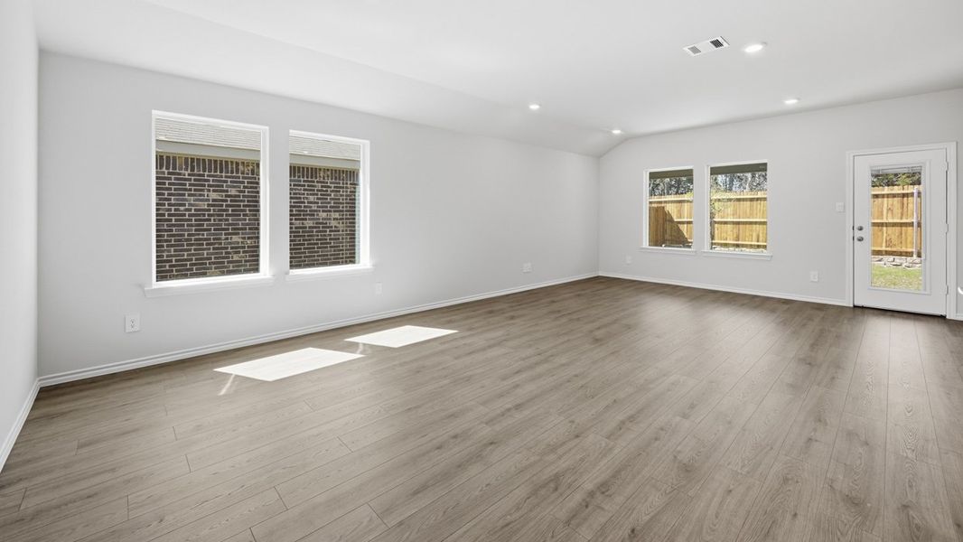 Representative unfurnished interior of a home built from the Clarke by D.R. Horton in Sweetwater Springs, Sherman (Image 14).