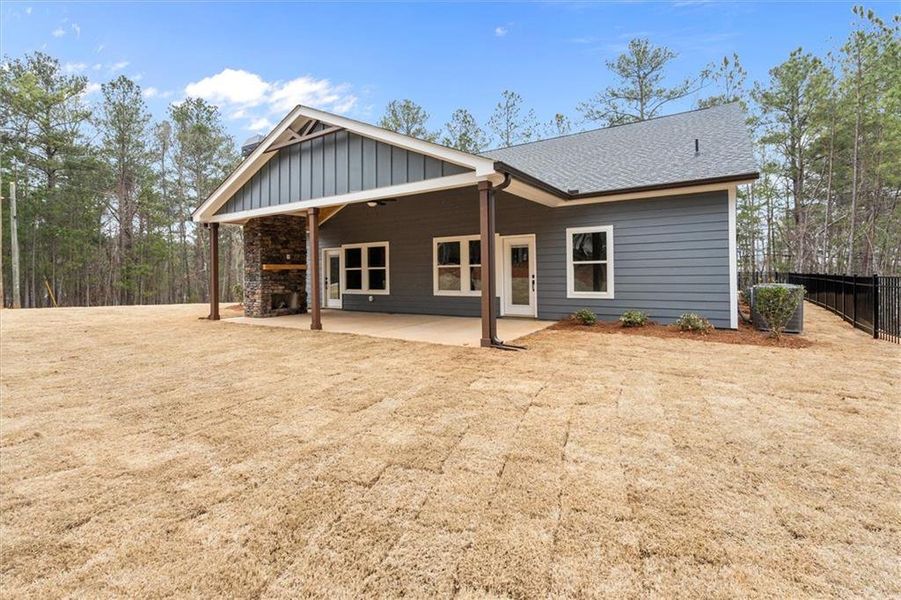 Exterior details and patio area of a home in , Villa Rica (Image 26).