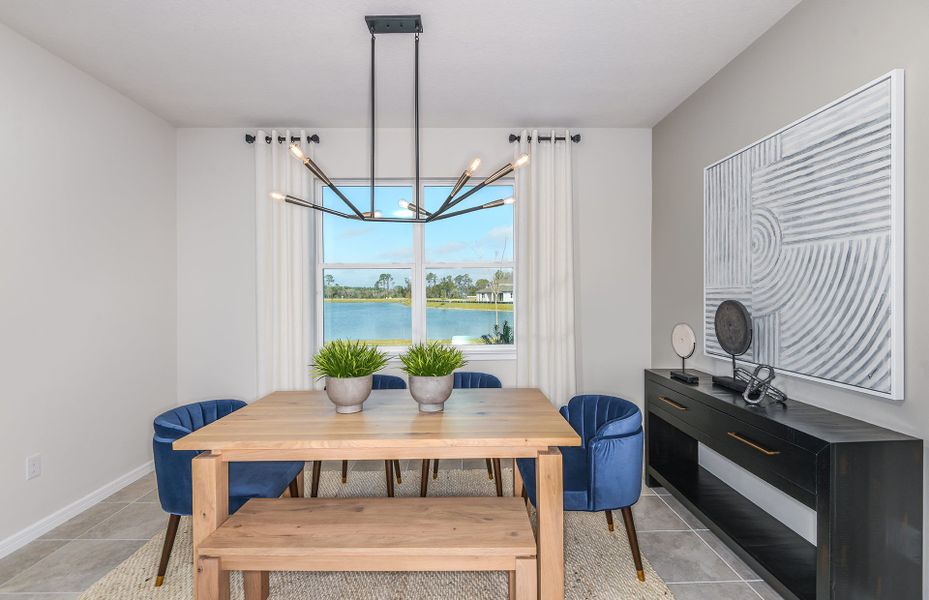 Furnished interior view inside a new home in Silverlake, Lake Alfred (Image 11).