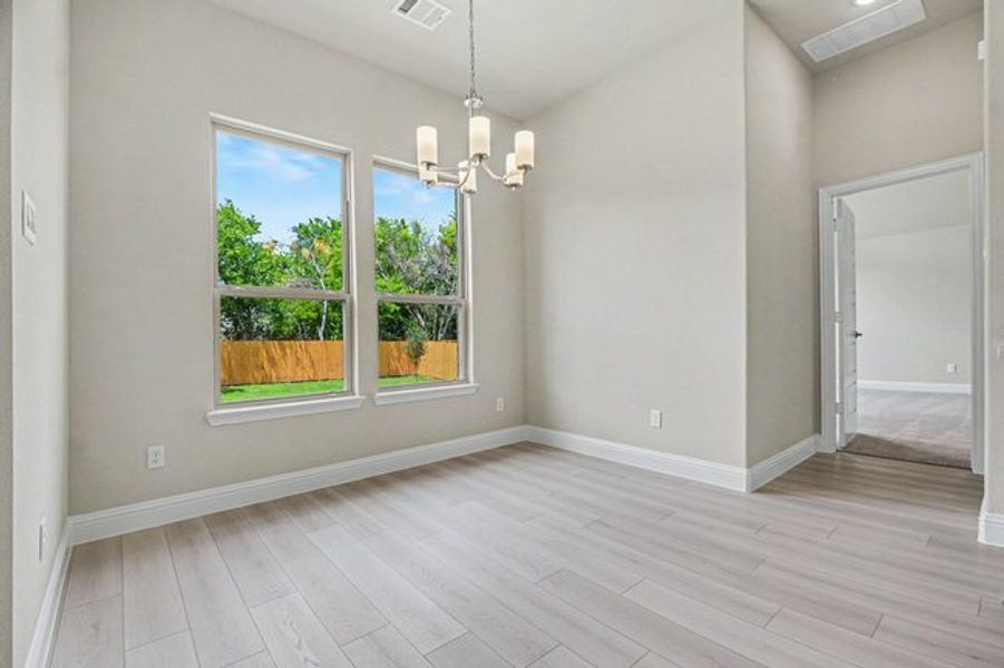 Spacious, unfurnished interior of a new home in Cole Crossing Estates, DeSoto (Image 22). Spacious, unfurnished interior of a new home in Cole Crossing Estates, DeSoto (Image 22).