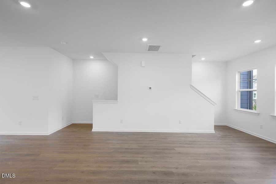 greystone-tvlounge02