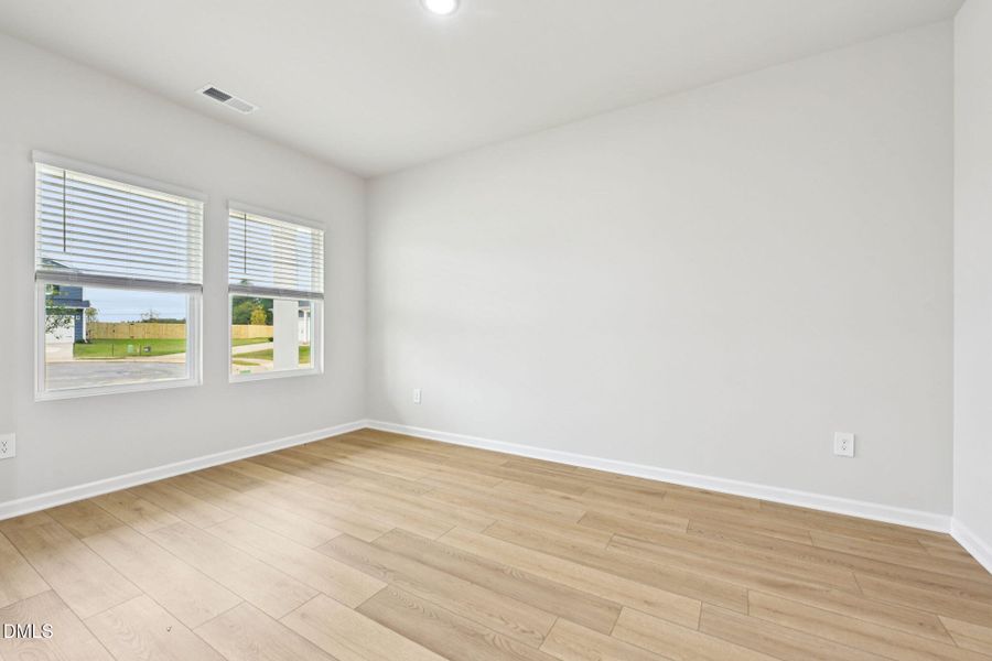 8-web-or-mls-Raleigh - River Glen - 306