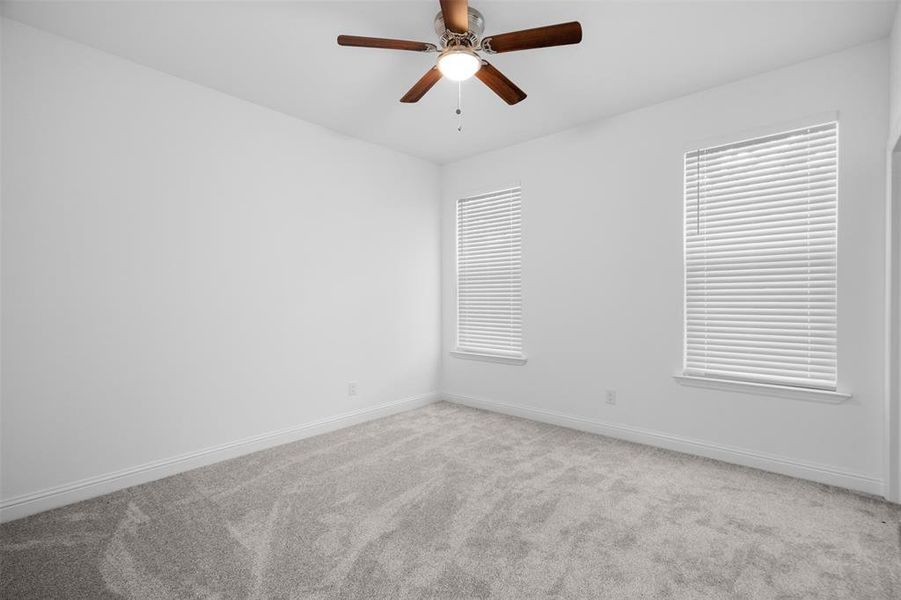 Spacious, unfurnished interior of a new home in , Waxahachie (Image 17).