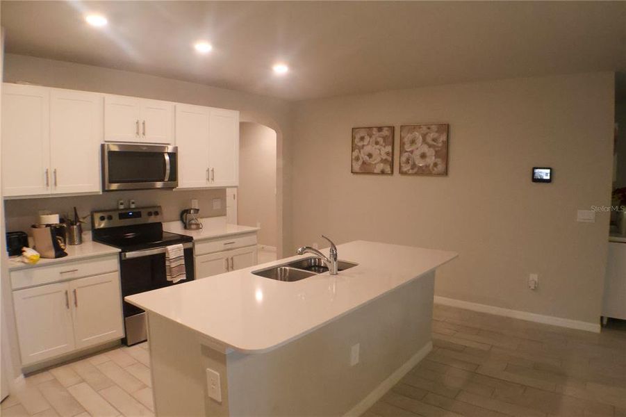 Furnished interior view inside a new home in Gulf Cove, Port Charlotte (Image 11). Furnished interior view inside a new home in Gulf Cove, Port Charlotte (Image 11).