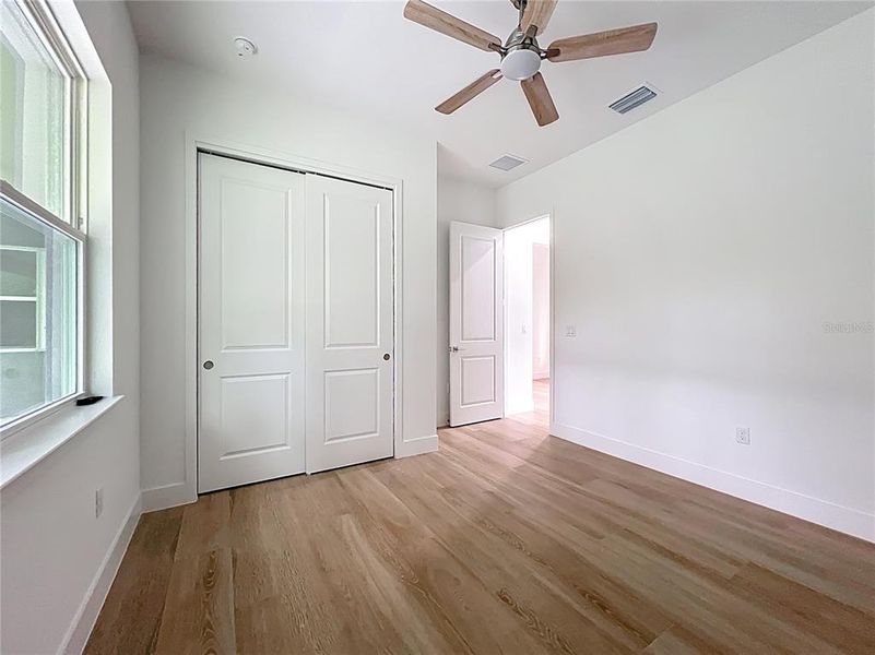 Spacious, unfurnished interior of a new home in , Brooksville (Image 18).