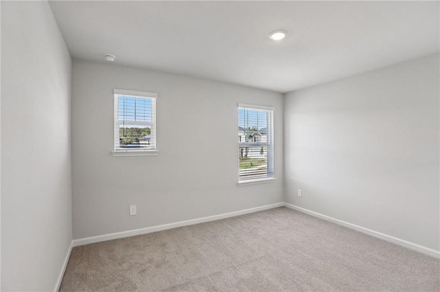 Spacious, unfurnished interior of a new home in Creekside at Oxford Park, Fairburn (Image 28). Spacious, unfurnished interior of a new home in Creekside at Oxford Park, Fairburn (Image 28).