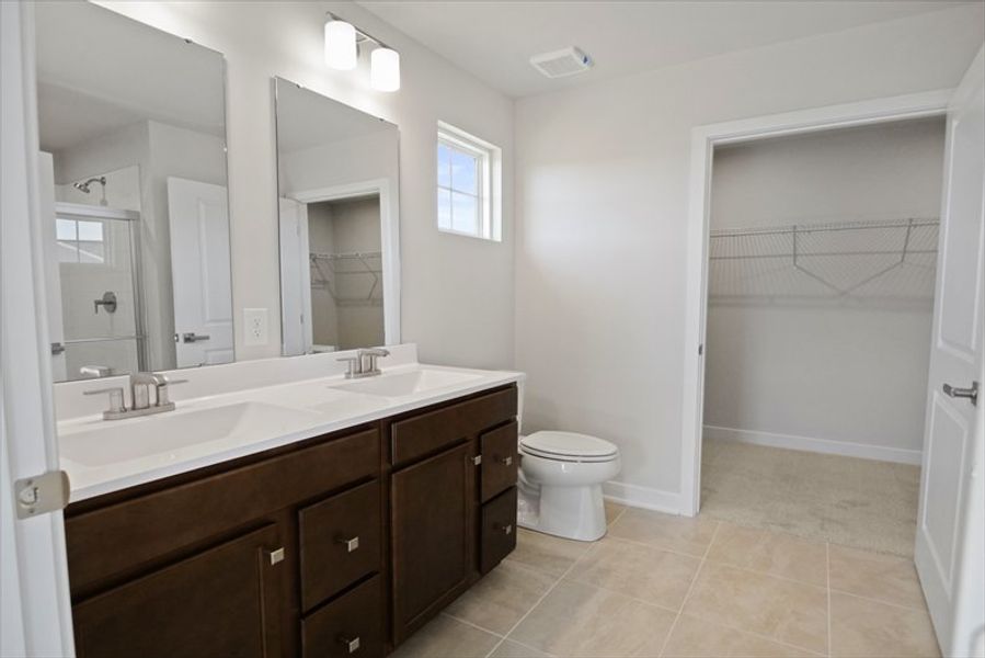 Furnished interior view inside a new home in Reidville Town Center Cottages, Duncan (Image 9).