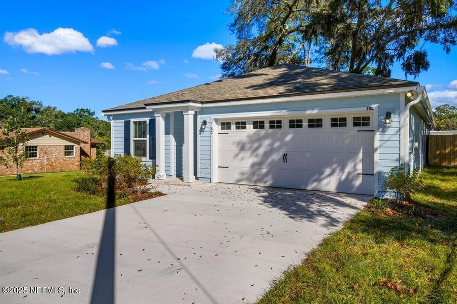 Exterior details and patio area of a home in , Jacksonville (Image 3). Exterior details and patio area of a home in , Jacksonville (Image 3).