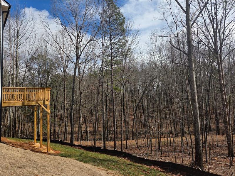 Community amenities in Benson Estates, Dallas (Image 27).