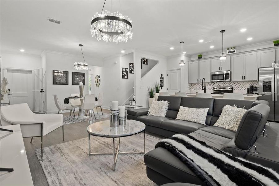 Furnished interior view inside a new home in Tohoqua, Kissimmee (Image 18).