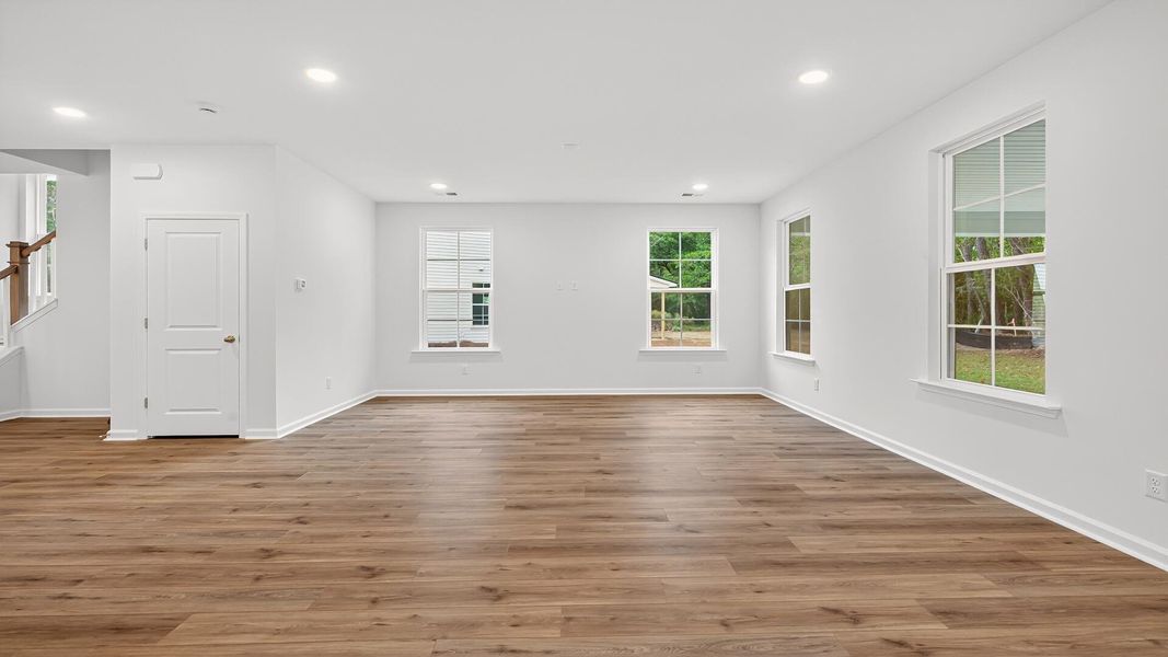 Spacious, unfurnished interior of a new home in Oak Bend, James Island (Image 13). Spacious, unfurnished interior of a new home in Oak Bend, James Island (Image 13).