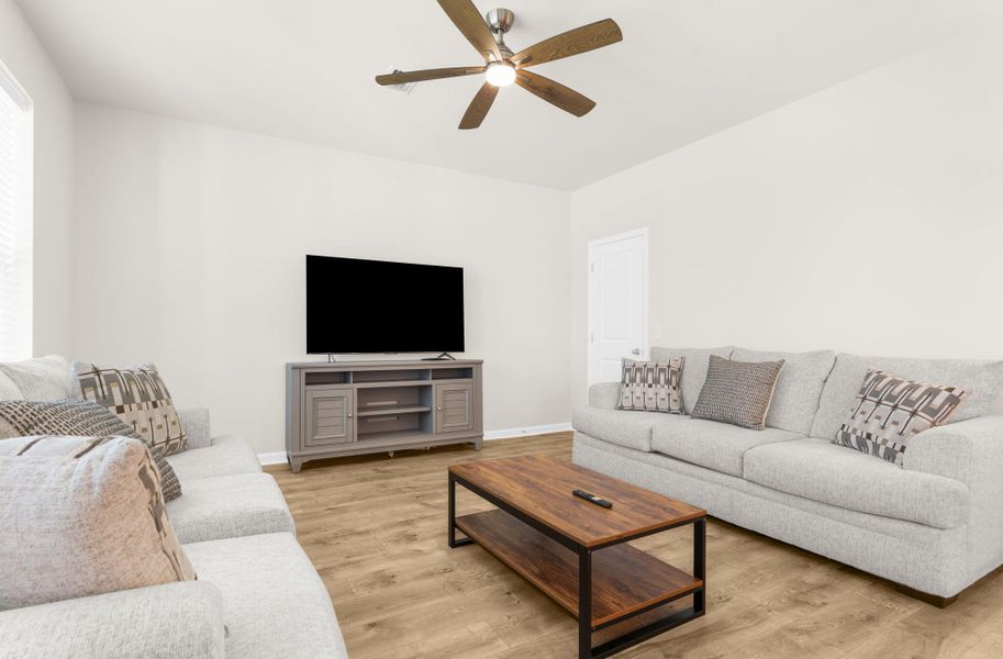 Furnished interior view inside a new home in The Groves of Berkeley, Moncks Corner (Image 17).