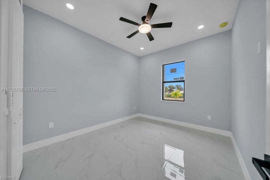 Spacious, unfurnished interior of a new home in , Lehigh Acres (Image 19).