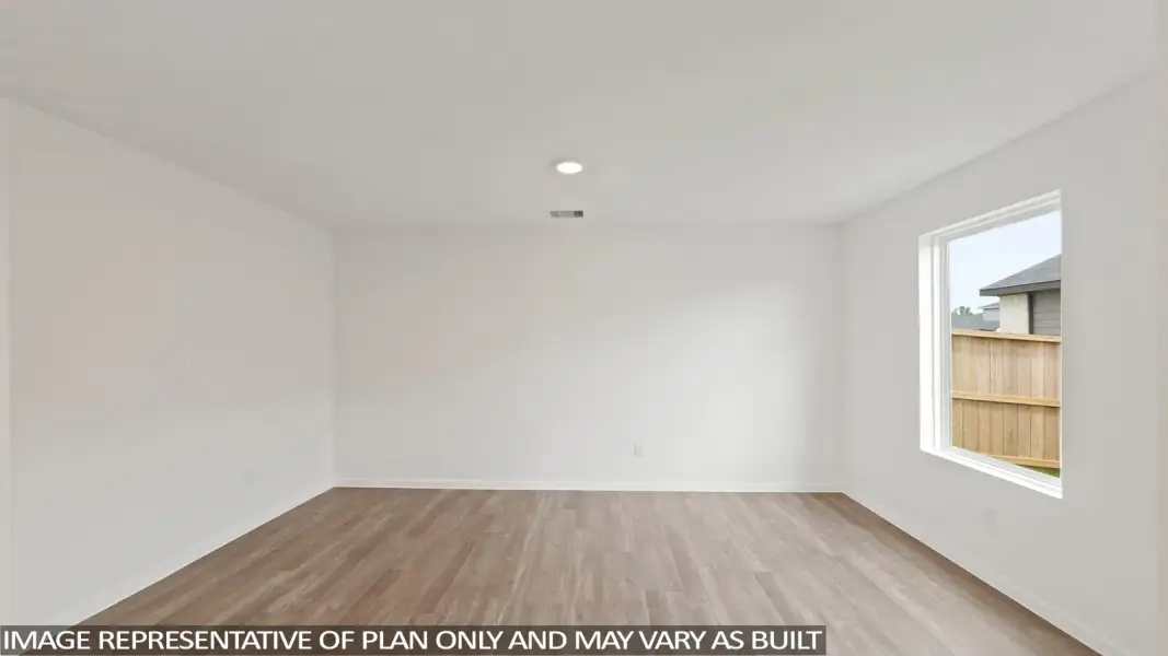 Spacious, unfurnished interior of a new home in Lexington Heights, Willis (Image 15).