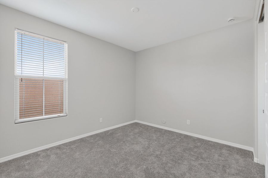 Spacious, unfurnished interior of a new home in Artisan at Asante, Surprise (Image 18). Spacious, unfurnished interior of a new home in Artisan at Asante, Surprise (Image 18).