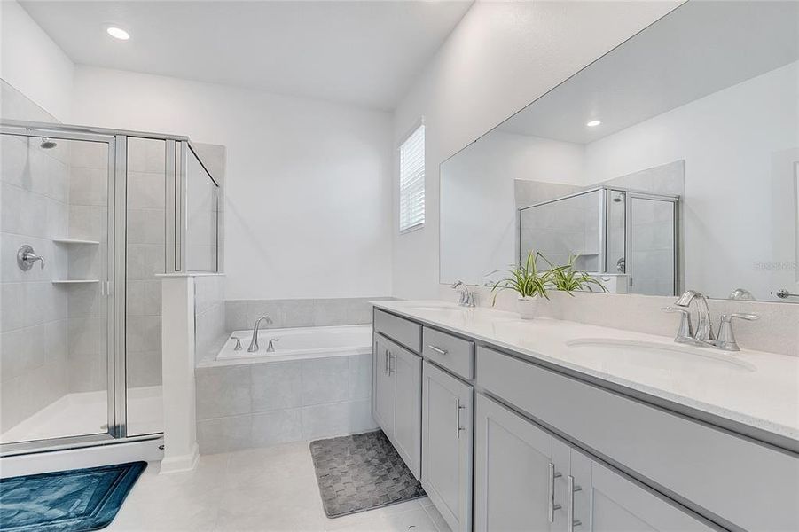 Furnished interior view inside a new home in , St. Cloud (Image 15).