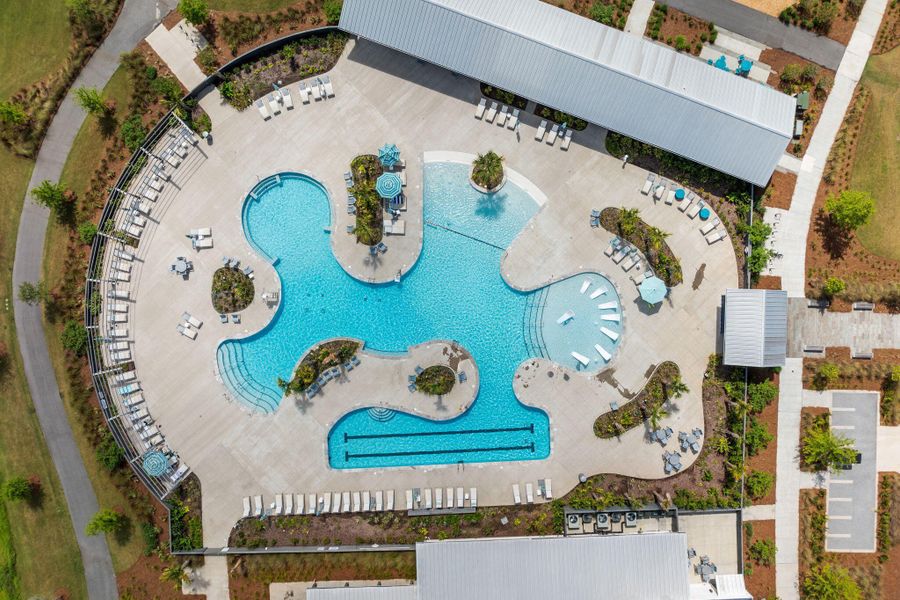 Community amenities in , Summerville (Image 66).