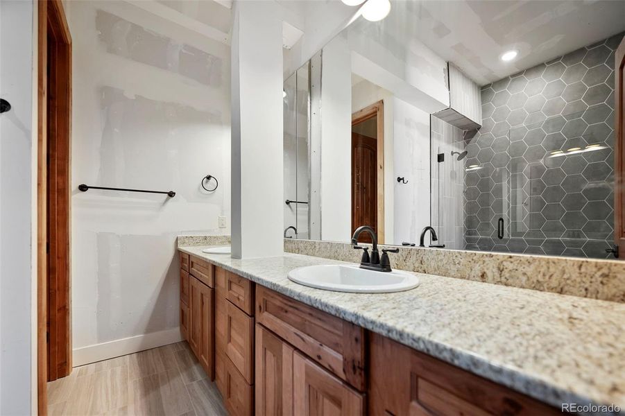 Furnished interior view inside a new home in , Sedalia (Image 11).