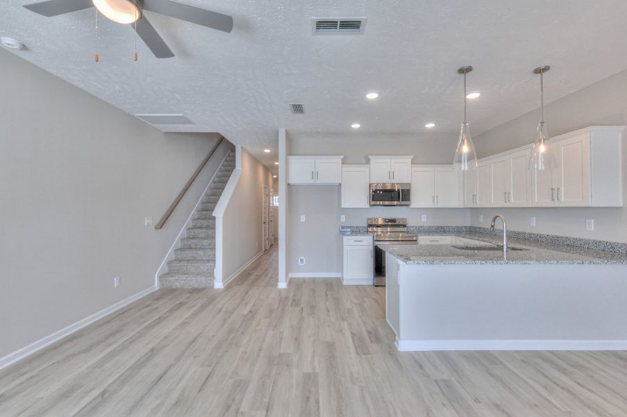 Spacious, unfurnished interior of a new home in Legacy Preserve, Tullahoma (Image 13). Spacious, unfurnished interior of a new home in Legacy Preserve, Tullahoma (Image 13).
