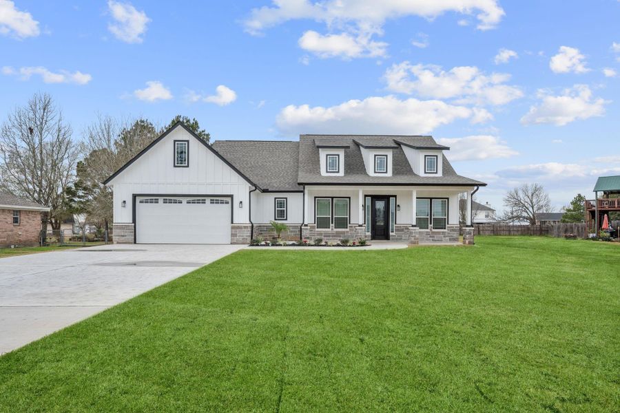 Front exterior of a new home in , Livingston, TX, highlighting curb appeal (Image 1). Front exterior of a new home in , Livingston, TX, highlighting curb appeal (Image 1).